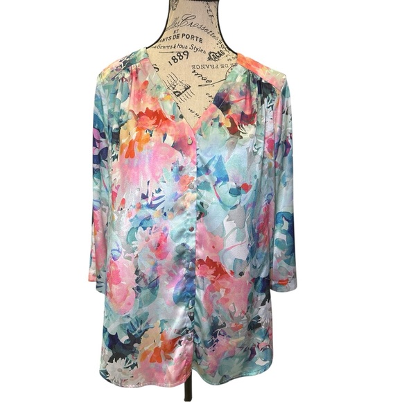 Liz Claiborne Colorful Floral Blouse - Picture 2 of 7